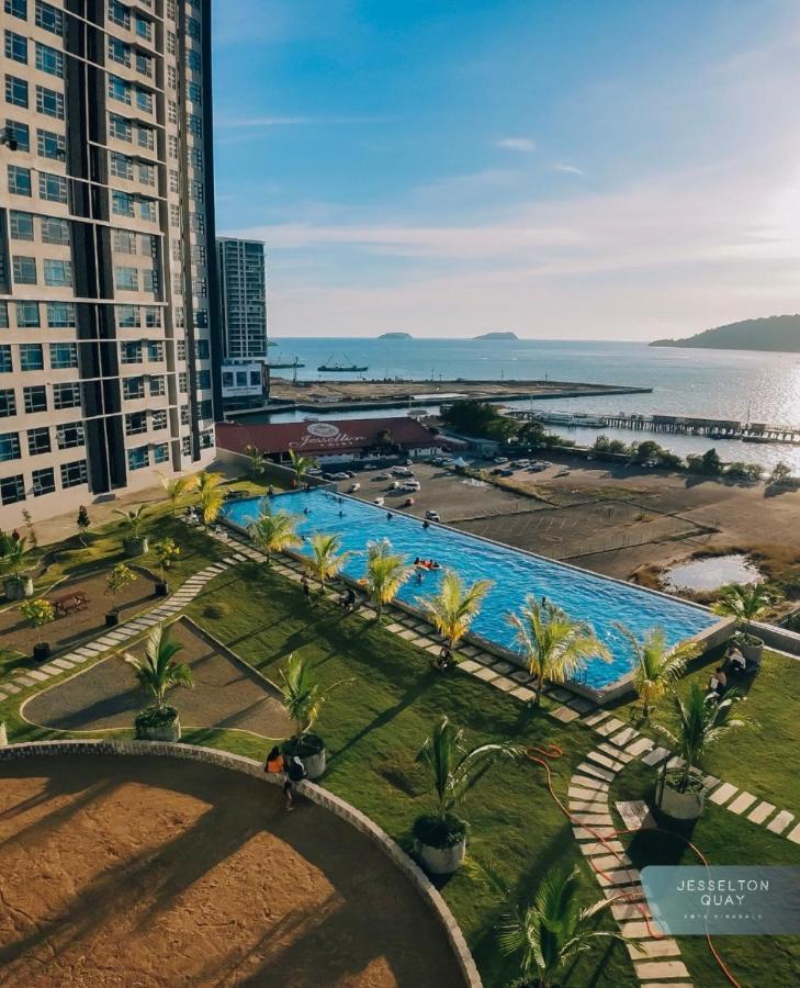 Botiza Suites At Jesselton Quay Kota Kinabalu Kültér fotó