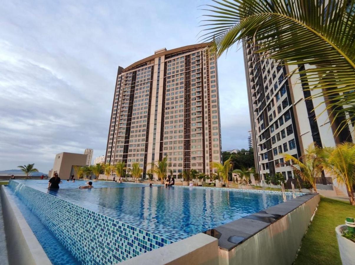 Botiza Suites At Jesselton Quay Kota Kinabalu Kültér fotó